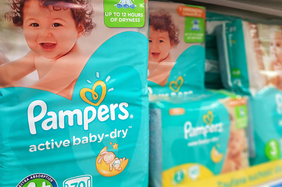 pampers activ dry biedronka